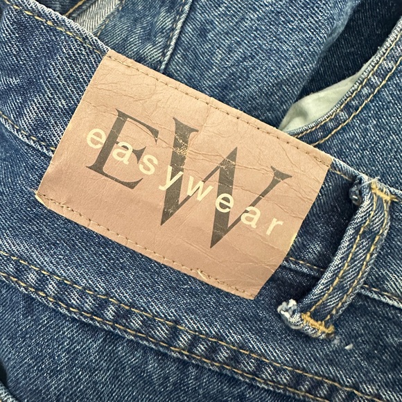 High-Rise Button-Fly Women’s Jeans - Blue - Picture 4 of 4